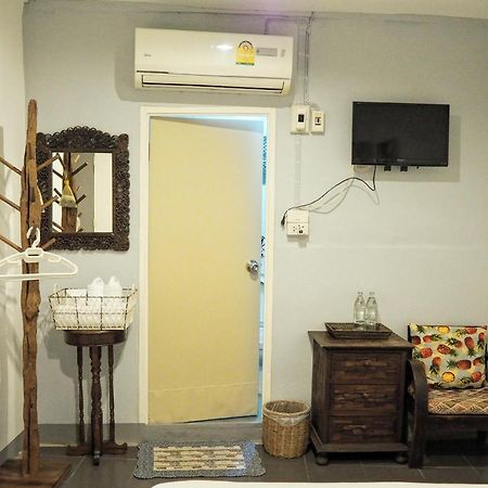 Stay With Me Guest House Chiang Mai Exterior foto