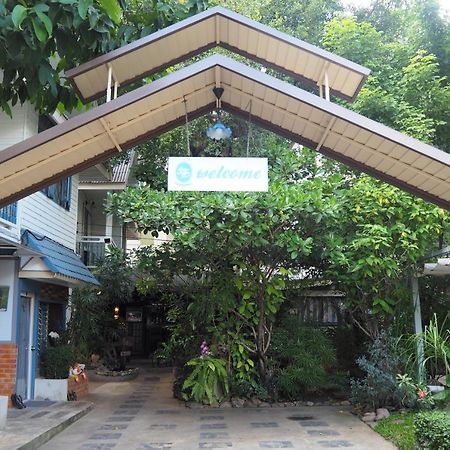 Stay With Me Guest House Chiang Mai Exterior foto