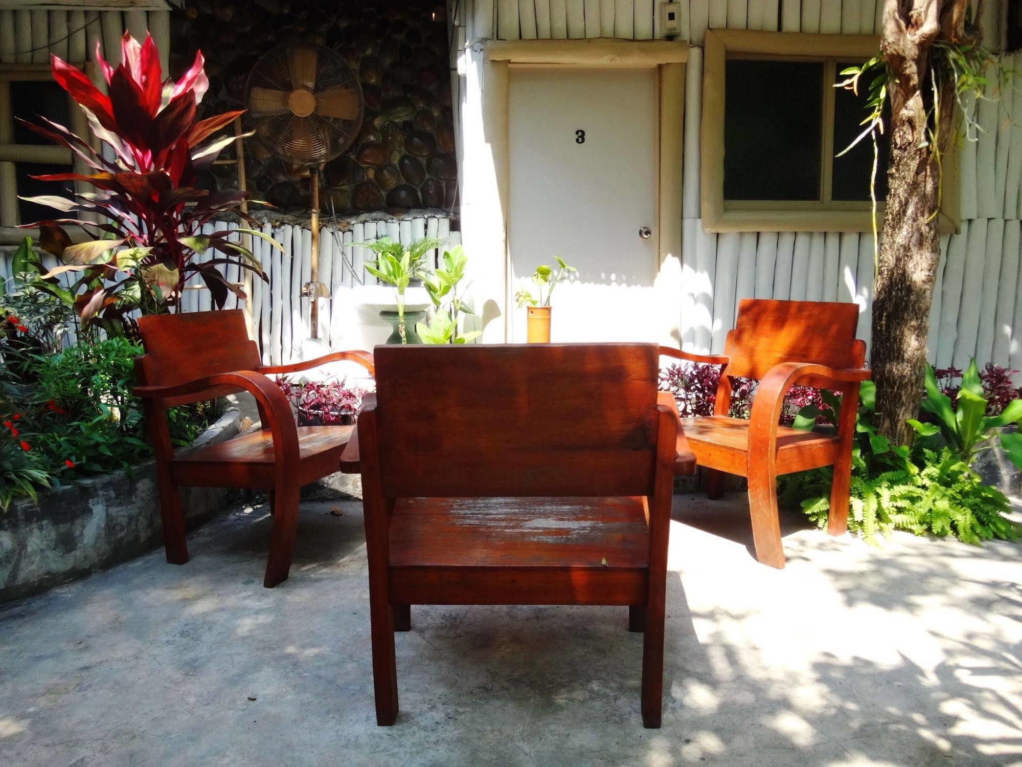 Stay With Me Guest House Chiang Mai Exterior foto