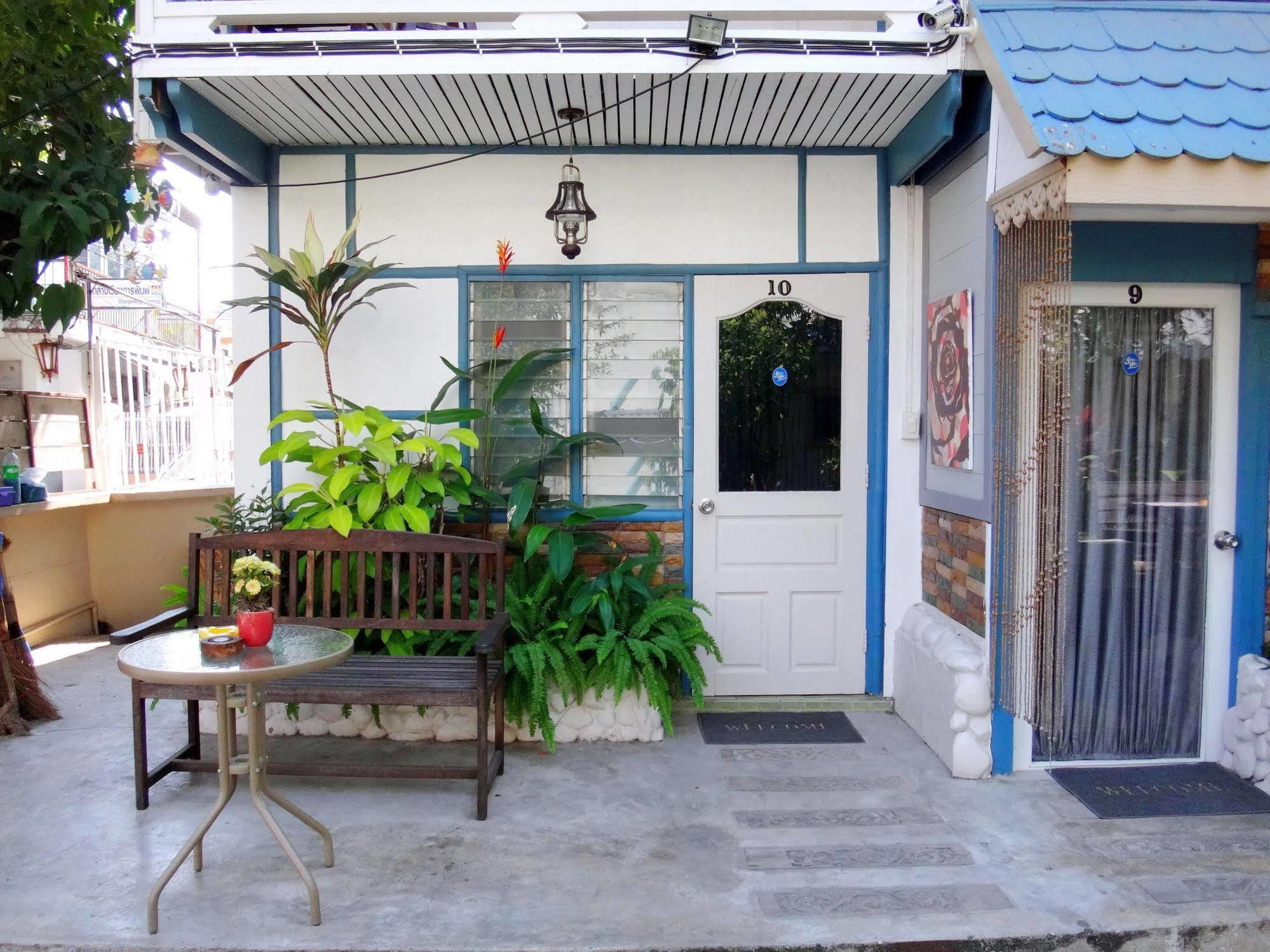 Stay With Me Guest House Chiang Mai Exterior foto