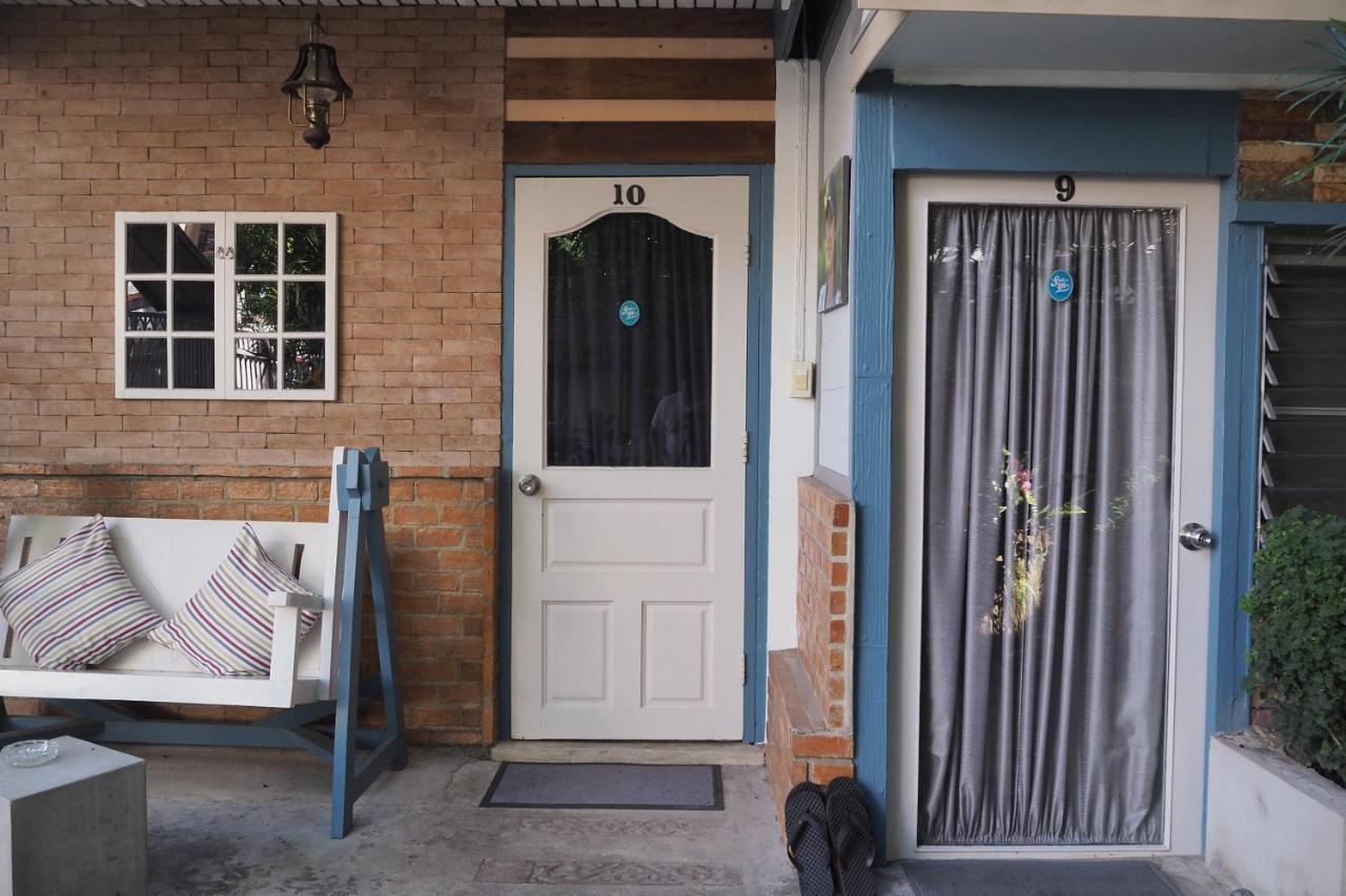 Stay With Me Guest House Chiang Mai Exterior foto