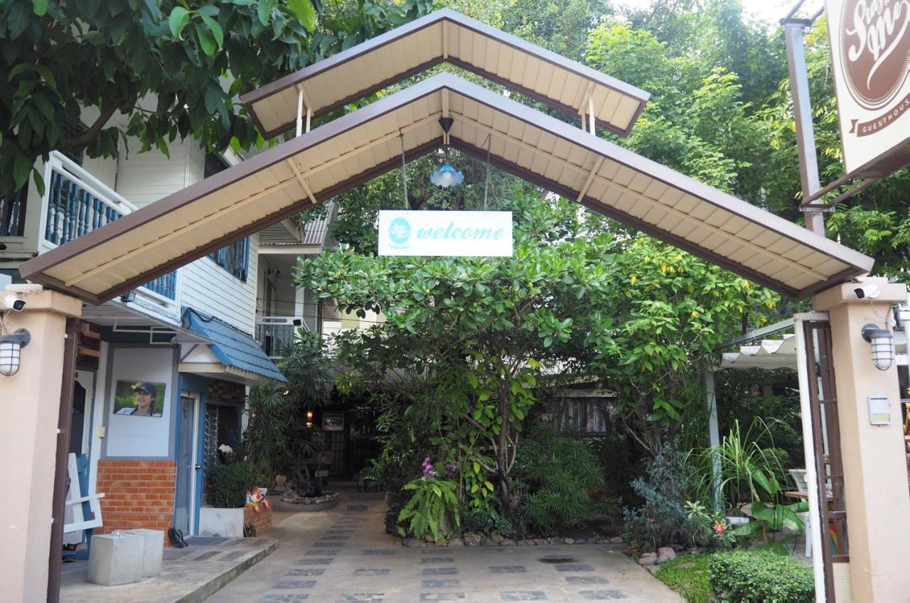 Stay With Me Guest House Chiang Mai Exterior foto