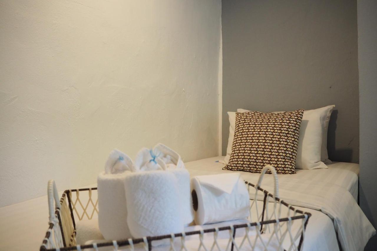Stay With Me Guest House Chiang Mai Exterior foto